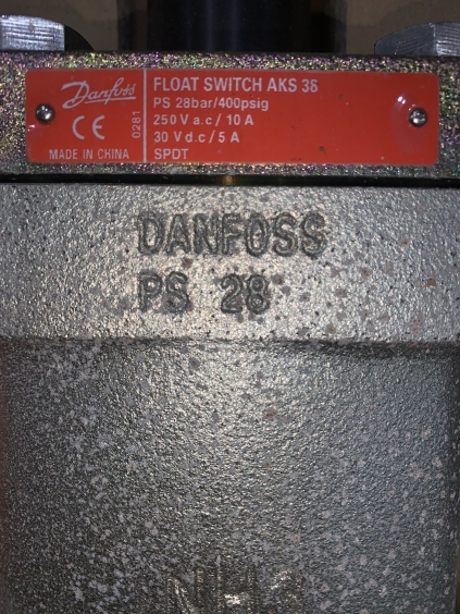 AKS 38 Type Danfoss датчик реле уровня 
